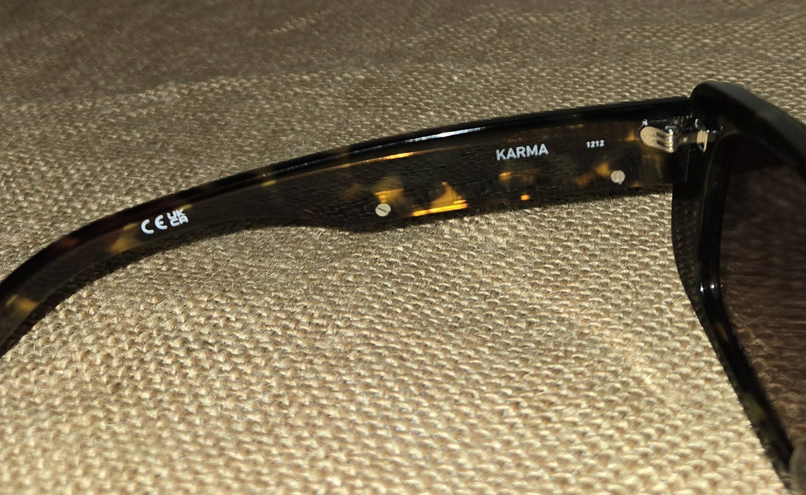 QUAY Karma Tortoise Brown Rectangle Sunglasses Wo… - image 8