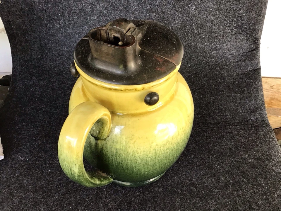 RARE VINTAGE BAKEWELLLS ELECTRIC JUG - image 2 of 4