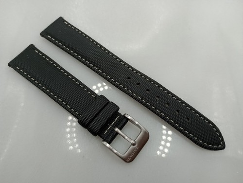 Used Zuludiver 18mm Padded Black Beige Sailcloth Quick Release Watch Strap 6B359