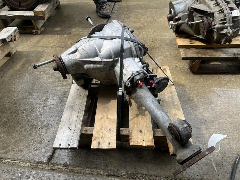 1997-2004 Ford Truck F150 3.55 Ratio Front Axle Differential Carrier Assembly
