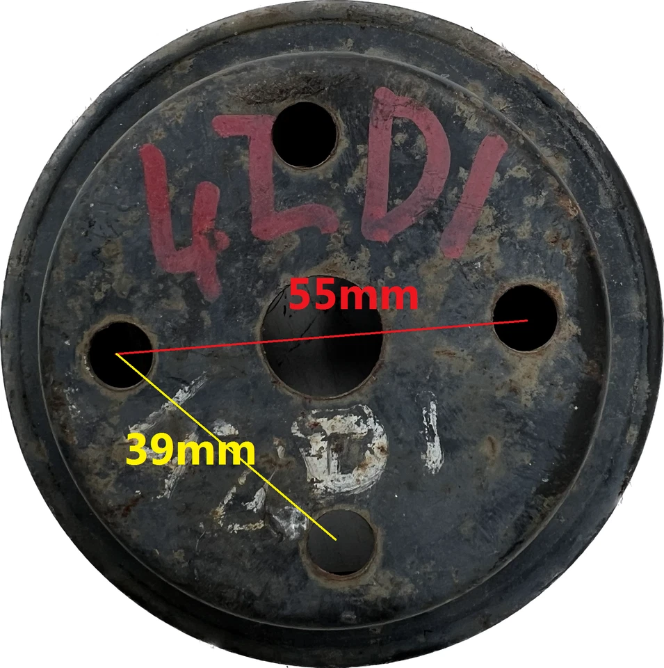 Polea bomba agua Isuzu Campo Trooper 4ZD1 OHC 2,3cc 8V usada Foto 2 de 4