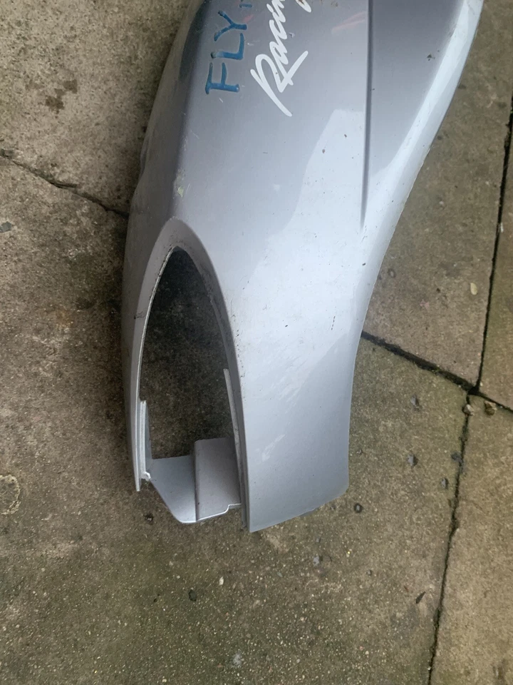 Piaggio FLY125 RIGHT Hand Side Rear Fairing Cover Panel 2004-2012 621987 125 - Image 3 of 4
