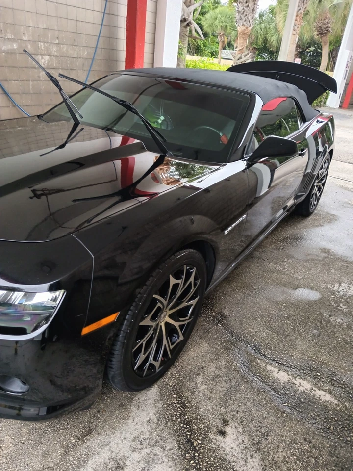 llantas y neumáticos usados de 20 pulgadas Foto 3 de 3