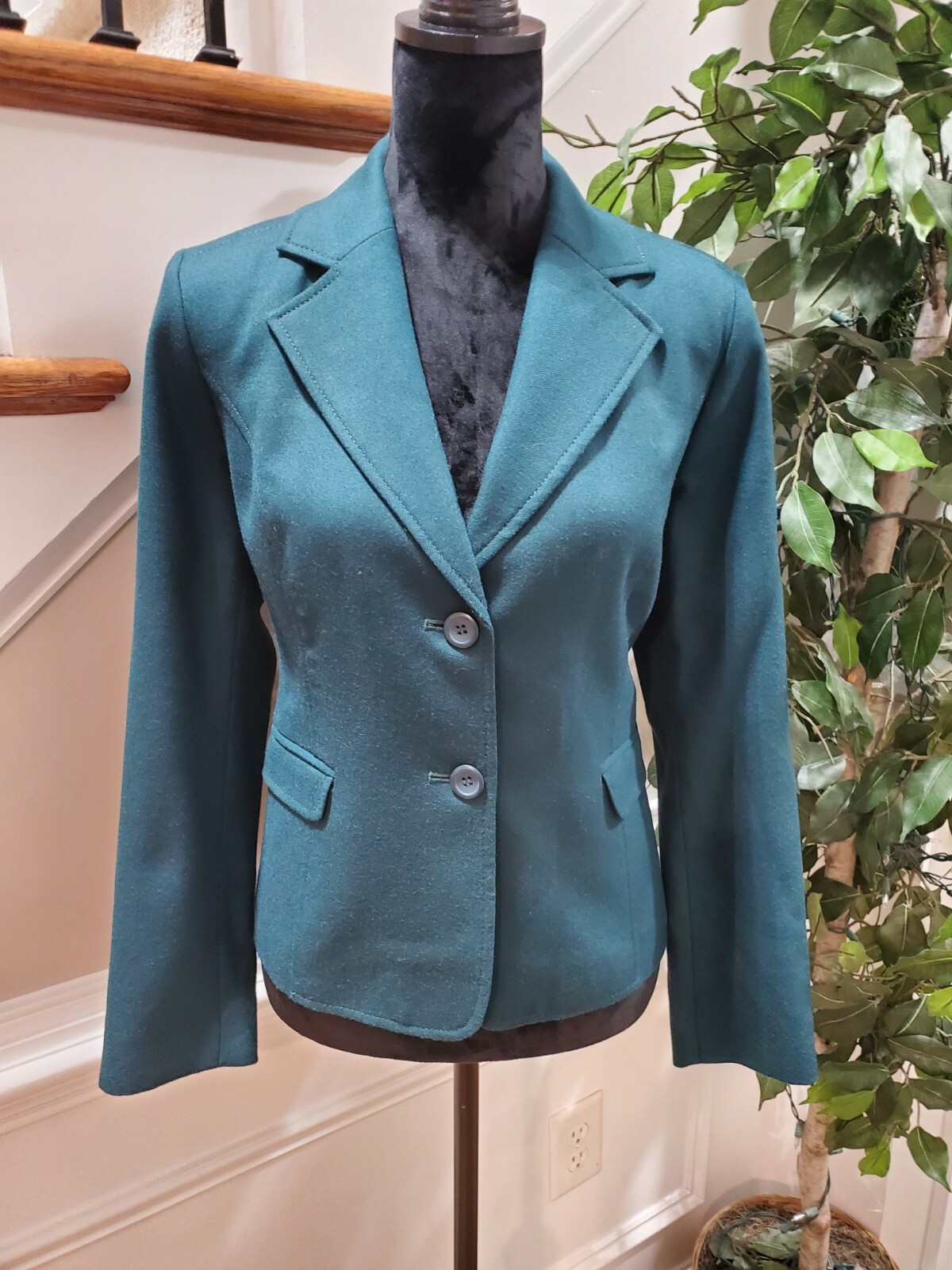 Pendleton Women's Wool Two Buttons Single Breaste… - image 1