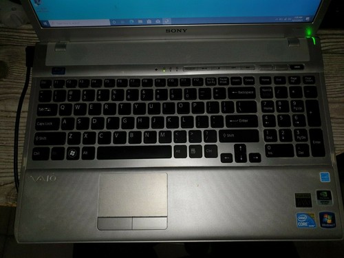 RARE Silver Sony VAIO INTEL CORE I7-840QM 1.87 GHz 16.4IN 500GB SSD 8GB Ram 1080 - Picture 3 of 10