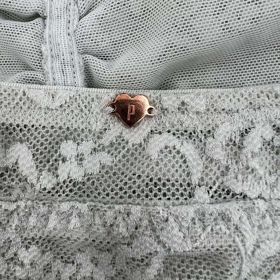 Sujetador Bralette Rosa Por Victoria's Secret Encaje Talla M Gris Claro Deslumbrado Pullover Foto 3 de 4