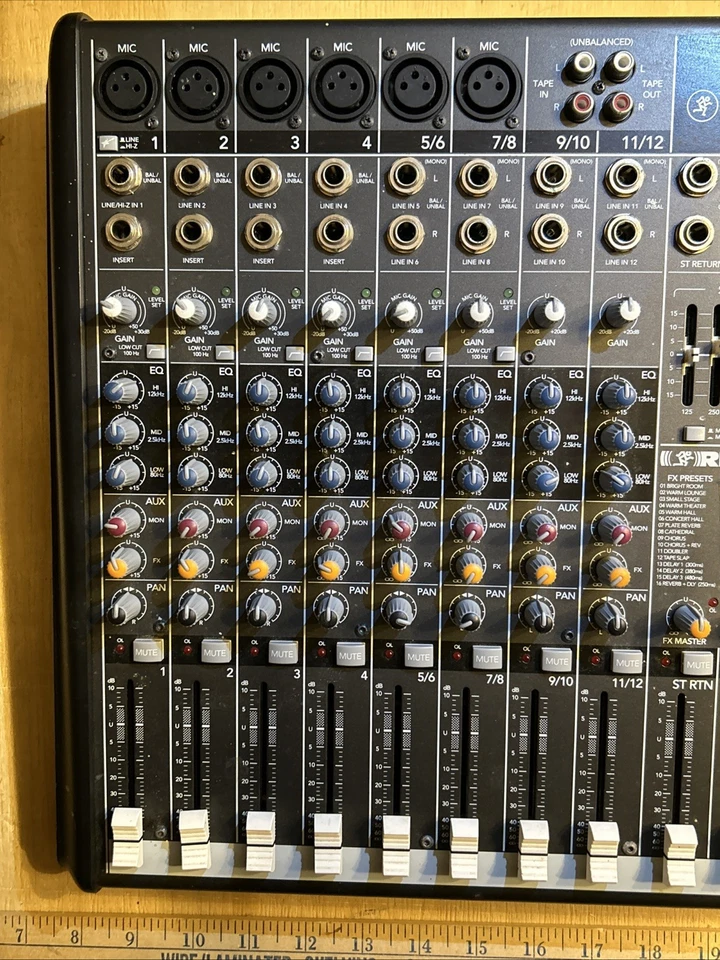 Mackie ProFX12 12 Channel Mic/Line Mixer with 32 Bit FX Effects TESTED WORKING! - Image 4 of 4
