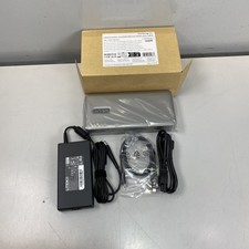 StarTech.com Dual-Monitor USB4 Docking Statio...