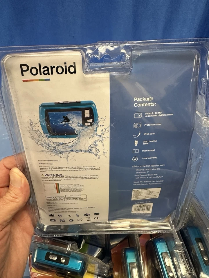 Polaroid iS048 16MP Waterproof Up to 10 ft. VIDEO & PICS UNDERWATER!  READ INFO - Image 4 of 4