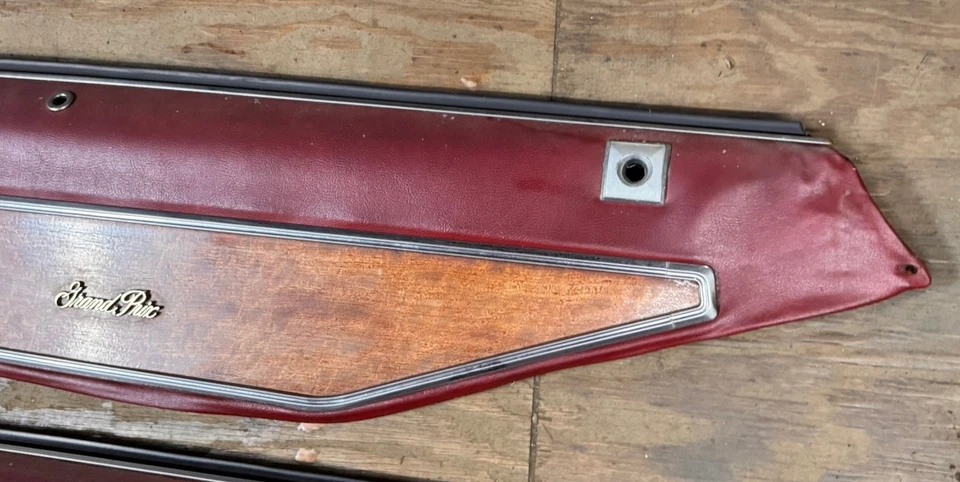 Pontiac Grand Prix 1973-1977 paneles de puerta superior derecha/derecha Foto 3 de 4