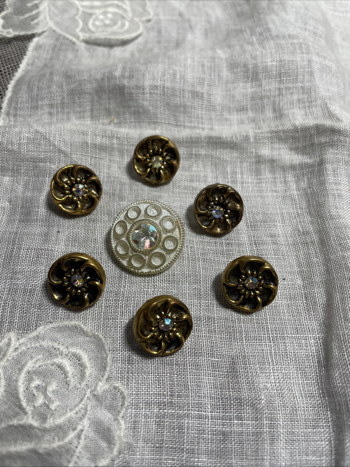 Picture 1 of 6