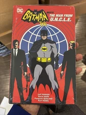 Batman '66 Meets the Man from U.N.C.L.E. (DC Comics November 2016) New Sealed