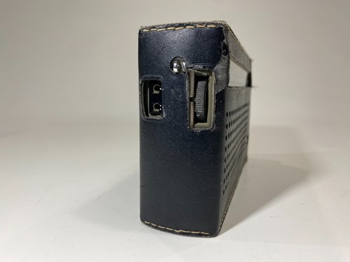 Vintage Sony Seven Transistor Portable Radio Model TR-752 Partially Tested - Picture 10 of 10