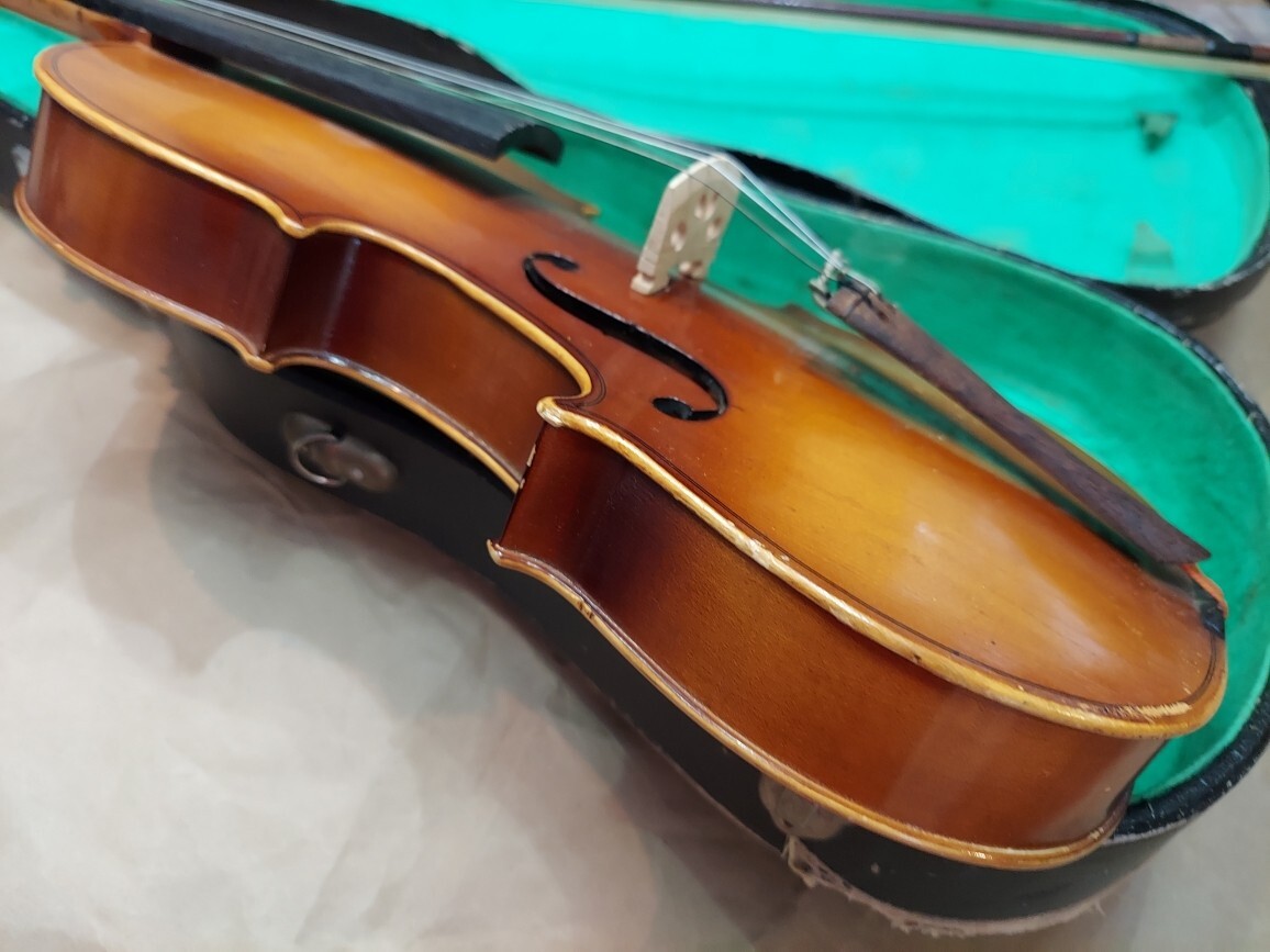 s-l1200.jpg s-l1200.jpg