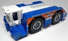 2014 MATCHBOX RUNWAY WRANGLER AIRPORTER BLUE 1:64 DIECAST 2 7/8" TRUCK W/ ORANGE