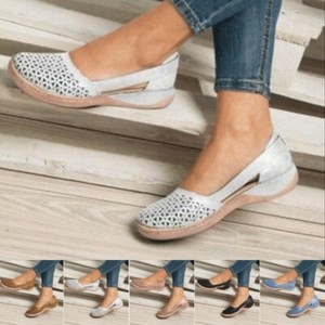 mule sandals closed toe