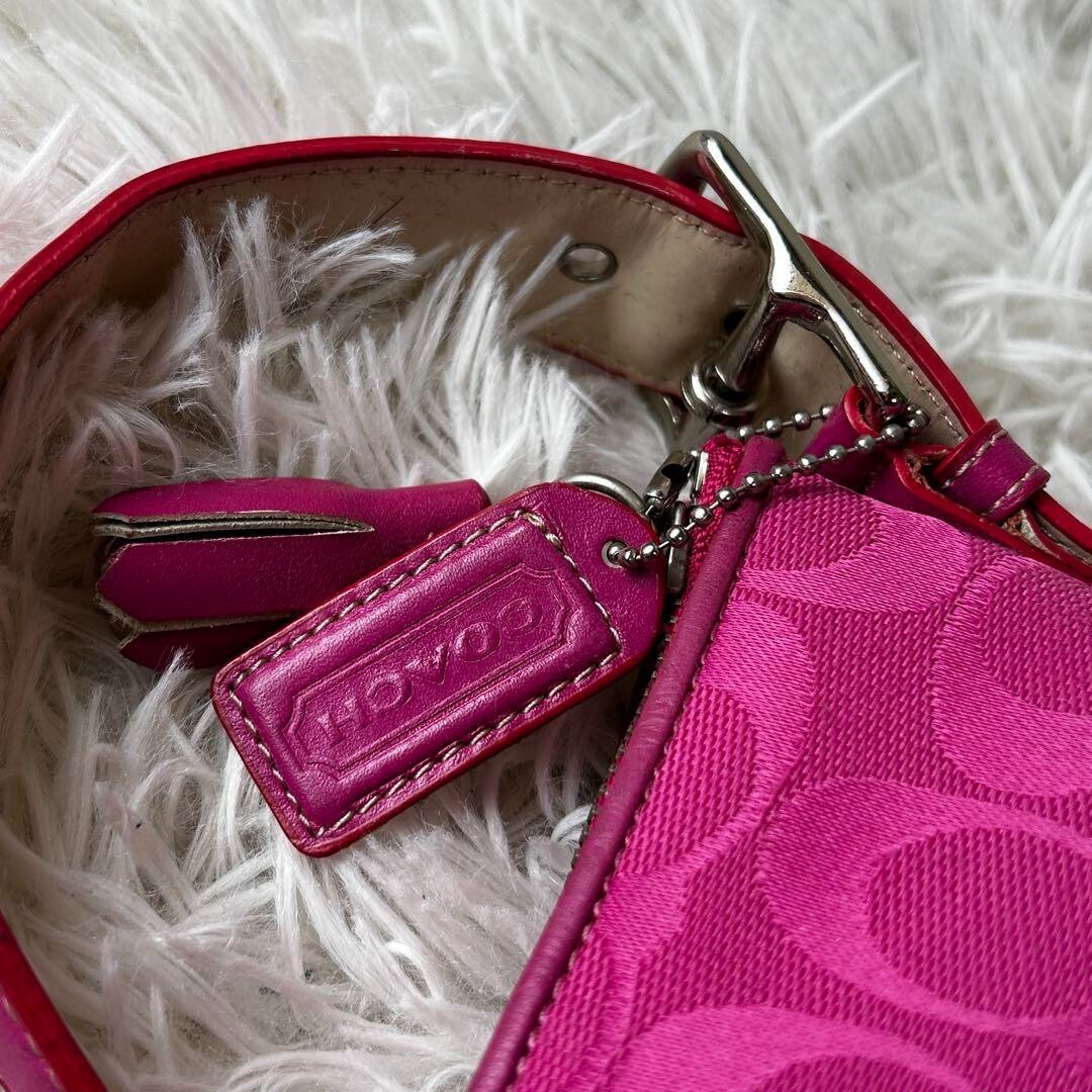 美品✨Coach Accessory Pouch Leather Pink COACH Signature W Charm Accessory Pouch Shoulder Bag Pink