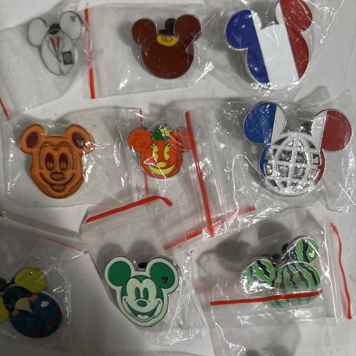 Disney Mickey Mouse HEAD Only Pins lot of 15 - Picture 4 of 5