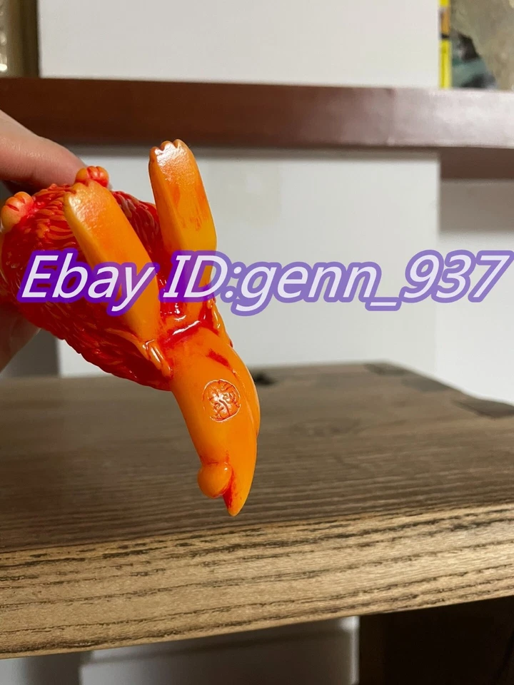 Yasu EBINEKO BAKENEKO BOSS Ver Kaiju Orange GID Vinyl Sofubi Figure H14CM(5.5in) - Image 4 of 4