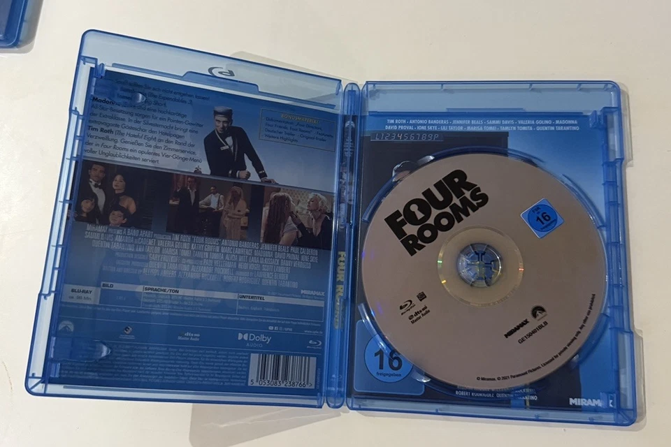 Four Rooms (Blu-ray) NEVER PLAYED, Quentin Tarantino - Image 4 of 4