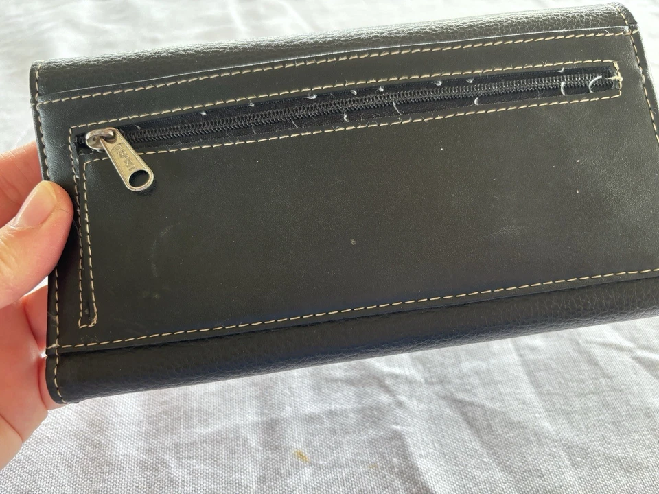 VTG Esprit Black Wallet Pebble Texture, Snap Closure, White Topstitching - Image 2 of 4