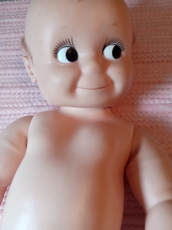 Cameo Kewpie Doll Large 27” 1960s Jointed Vintage Collectible damage leg joint.
