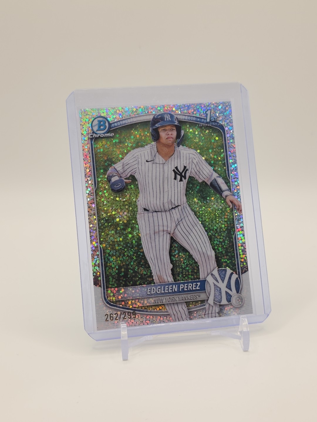 2025 Bowman - Chrome Prospect Edgleen Perez #BCP-80 Speckle Refractor /299