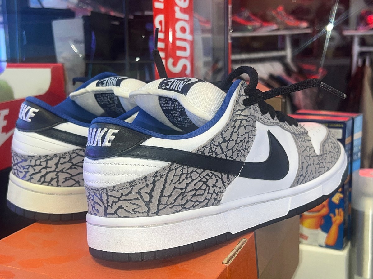 Nike Dunk SB Supreme White Cement 2002 new with defectssize Nike Dunk SB Supreme White Cement 2002 new with defectssize