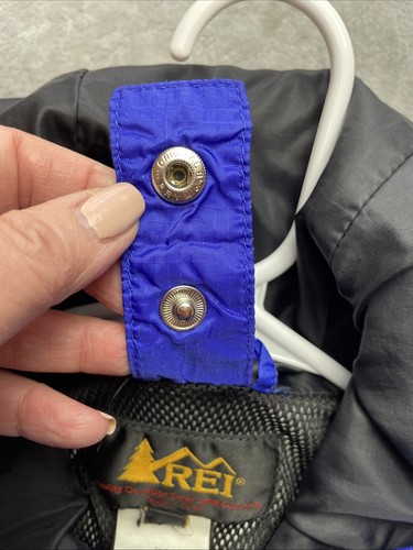 Vintage REI Gore-Tex Rain Jacket Womens 8 Periwinkle Nylon Hooded Hiking Outdoor - Picture 8 of 18