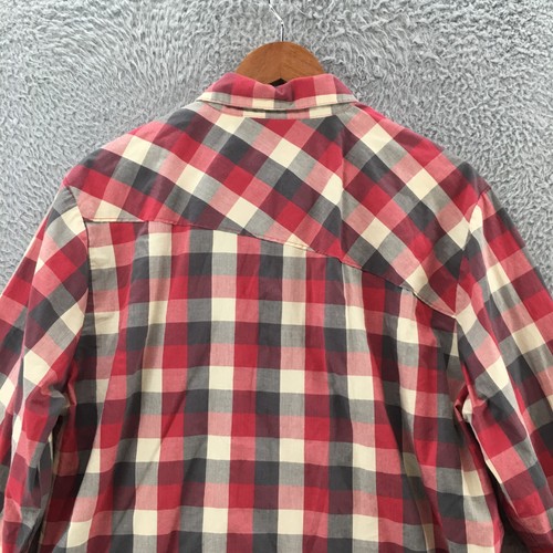 Volcom Shirt Mens Large Red Plaid Check Long Sleeve Button Down Front Pocket - Picture 9 of 10