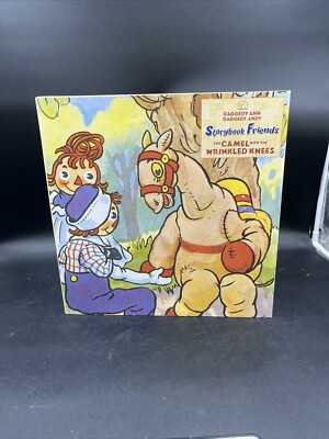 NIB Raggedy Ann & Andy Storybook  The Camel With The Wrinkled Knees #52/2000