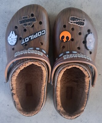 Star Wars Chewbacca X Crocs Classic Lined Clog Espresso 2023  display picture 3