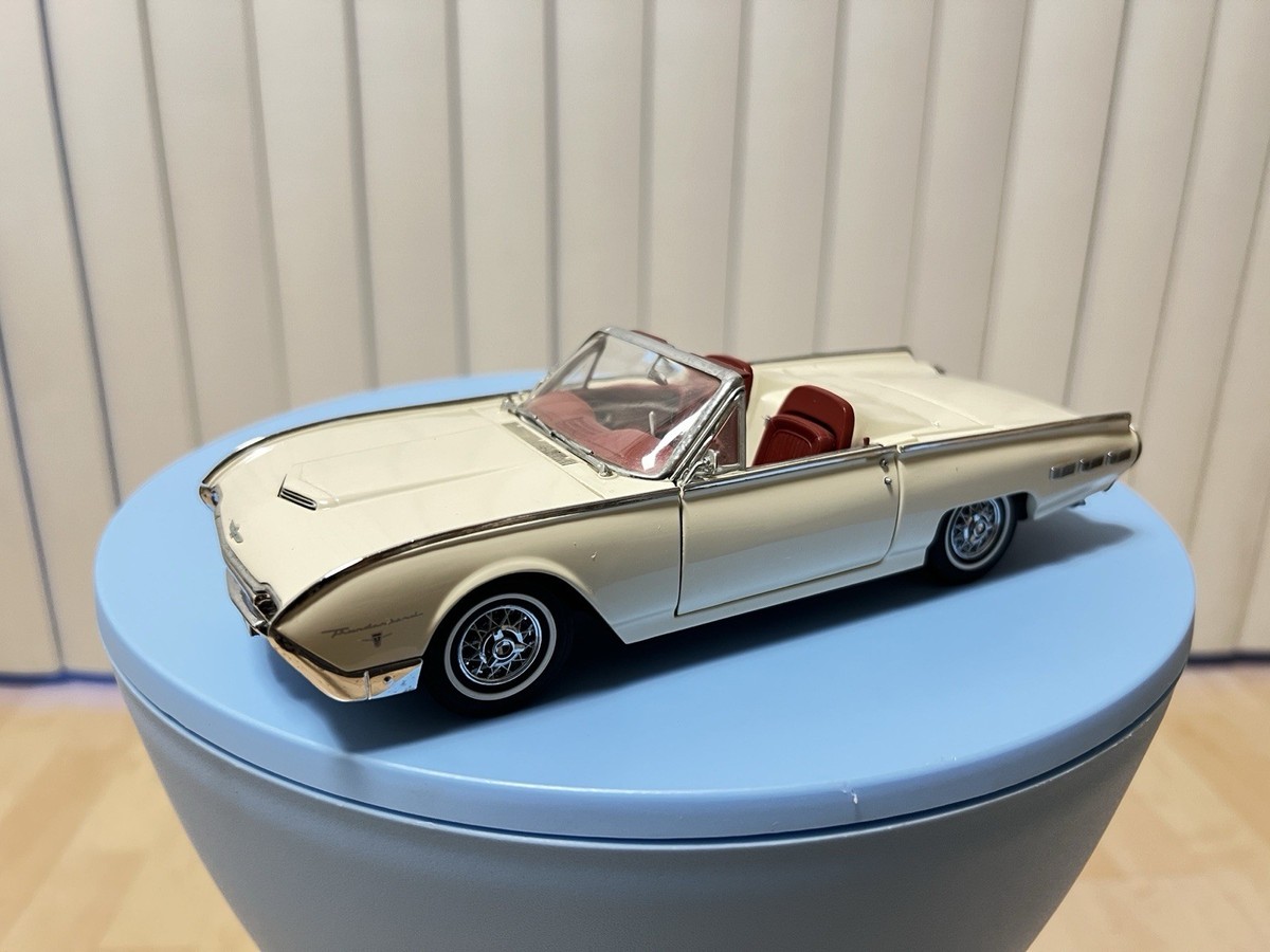 ミニカー 2890 The Danbury Mint Ford Thunderbird Danbury Mint 1962 Ford Thunderbird 1/24 Scale Model Car | eBay