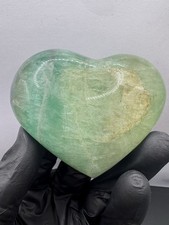 Großes Fluorit Herz Intensiv Grün 264 Gramm Schliff Madagaskar