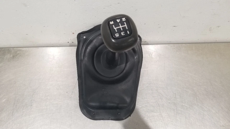 Nissan 300Zx 1985 turbo transmisión manual palanca de cambios Foto 3 de 4