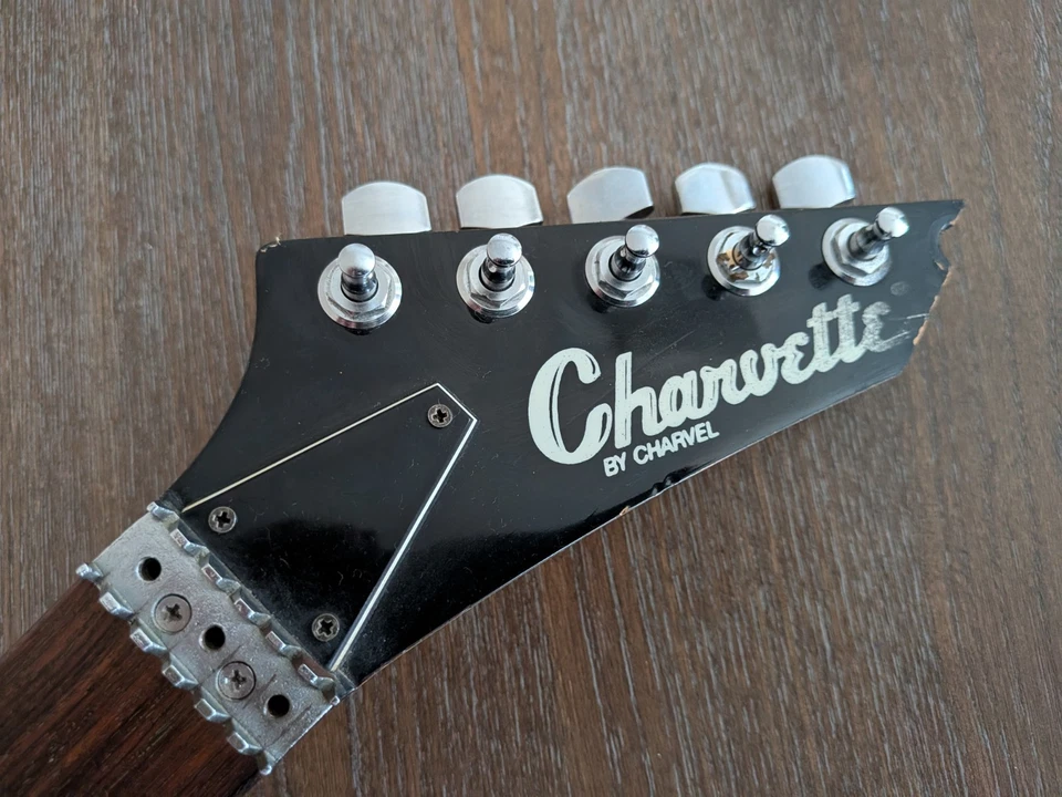 Cuello de guitarra Charvette de Charvel con clavija afinadora más estrecha Alemania Occidental Foto 3 de 4