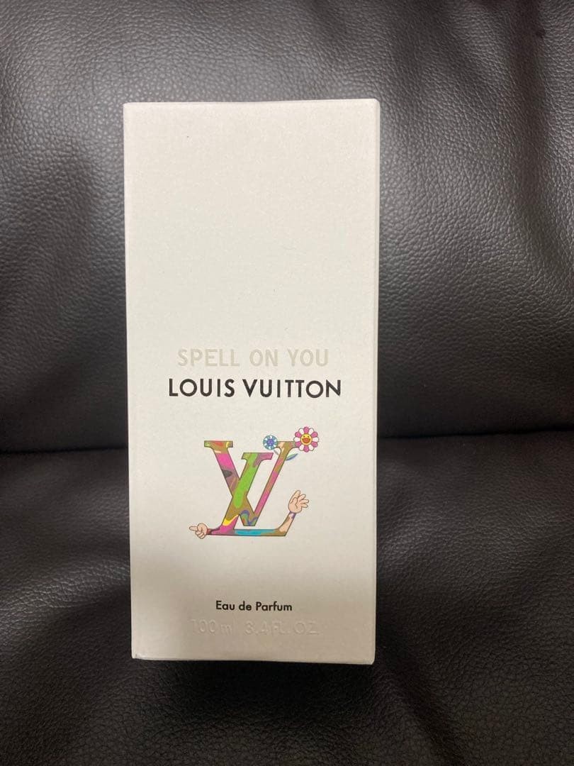 Louis Vuitton x Takashi Murakami Flower Bottle SPELL ON YOU 100ml Louis Vuitton x Takashi Murakami Flower Bottle SPELL ON YOU 100ml