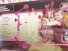 Realtree Girl Edge Toy Compound Bow Archery Set Pink Suction Arrows