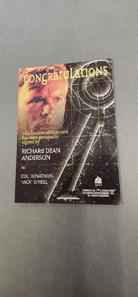 Stargate SG-1 Richard Dean Anderson Autograph Trading Card Rittenhouse 2000 - Image 2 of 2