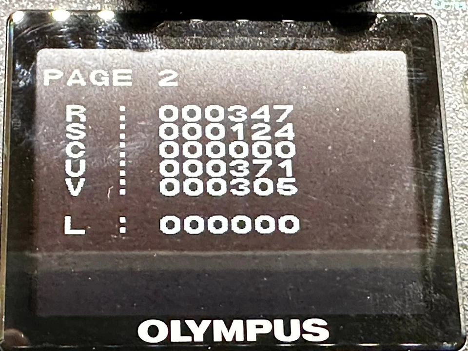 Cámara réflex digital Olympus E-410 + lente Zuiko 17,5-45 mm ¡SOLO 347 OBTURADORES! Foto 2 de 4