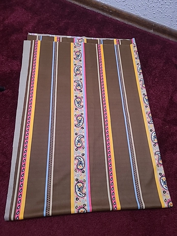 Vintage Polyester Double Knit Fabric 70s  1.5 Yards 36" W Granny Core - Image 4 of 4