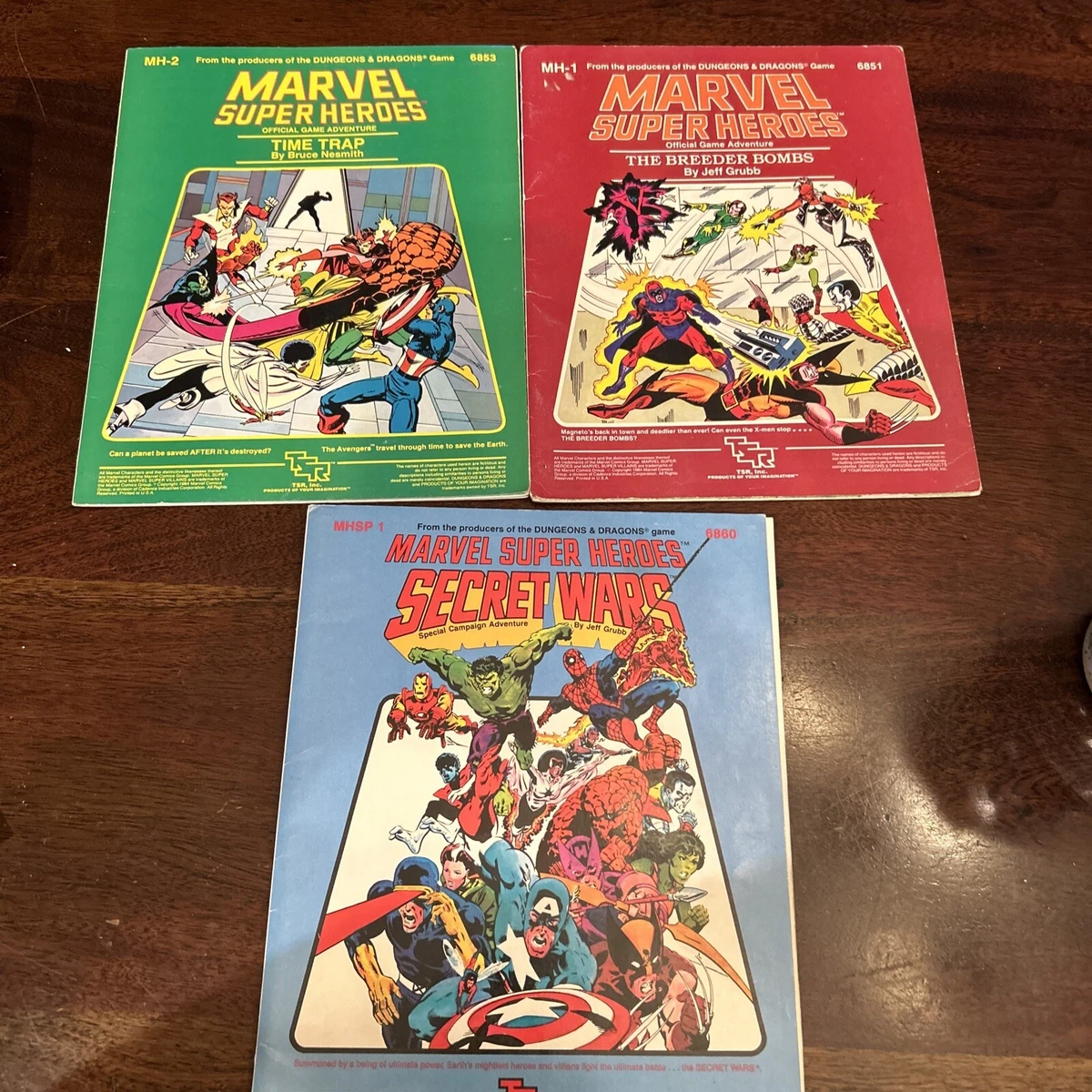 lot Heroes and Heroines Comics Book Role Playing Game N° 1