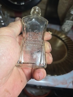 Unique Cute L. B. Lab Inc. Hollywood California  Perfume Bottle Cute. Beautiful 