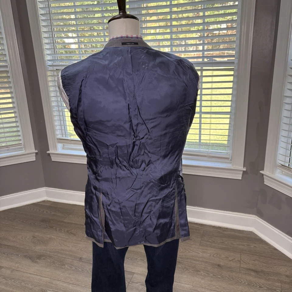 Suitsupply 2 Button Sport Coat Size 42R Gray Zignone Wool Jacket Blazer - Image 4 of 4