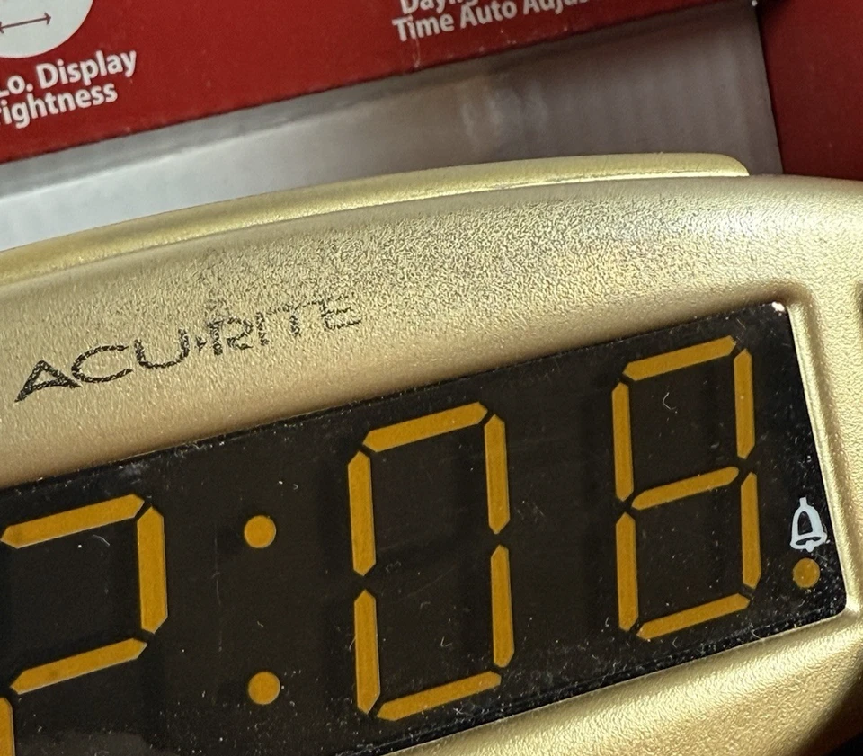 Reloj despertador digital Acurite 13027A Intelli-Time, negro y dorado - NUEVO Foto 4 de 4