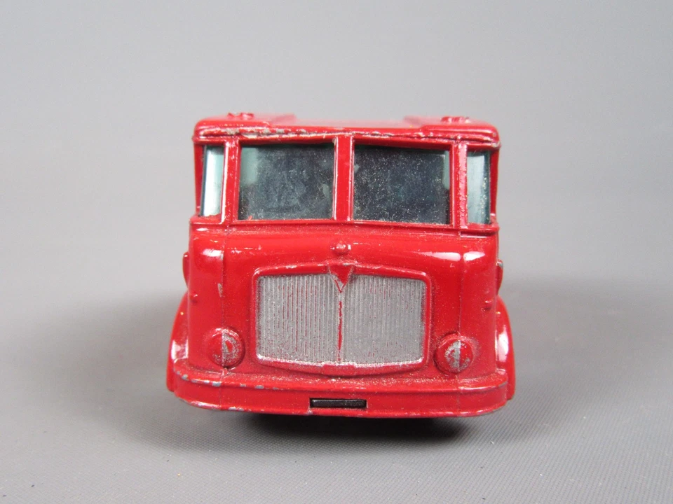 D744 Vintage 1963 Matchbox 15 UK Merryweather Fire Engine Red King Size Lesney - Image 2 of 4