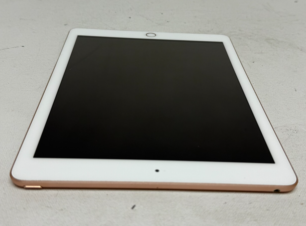 Apple iPad6 128GB　ゴールド Amazon.com: Apple iPad with WiFi, 128GB, Gold (2018 Model