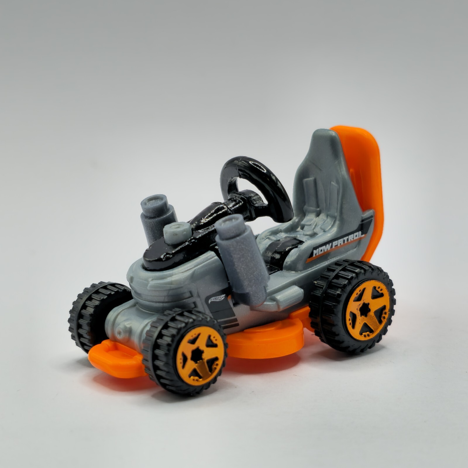 Grass Chomper Silver/Orange 2024 Hot Wheels -loose package pull