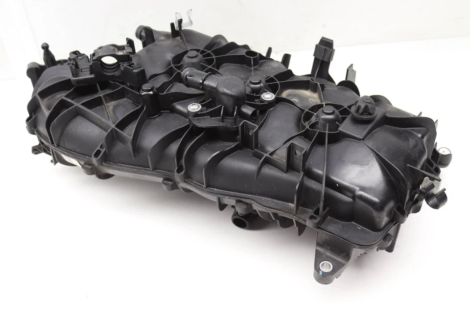 2019-2023 BMW Z4 2.0L - Intake Manifold 8647975 - Image 2 of 4
