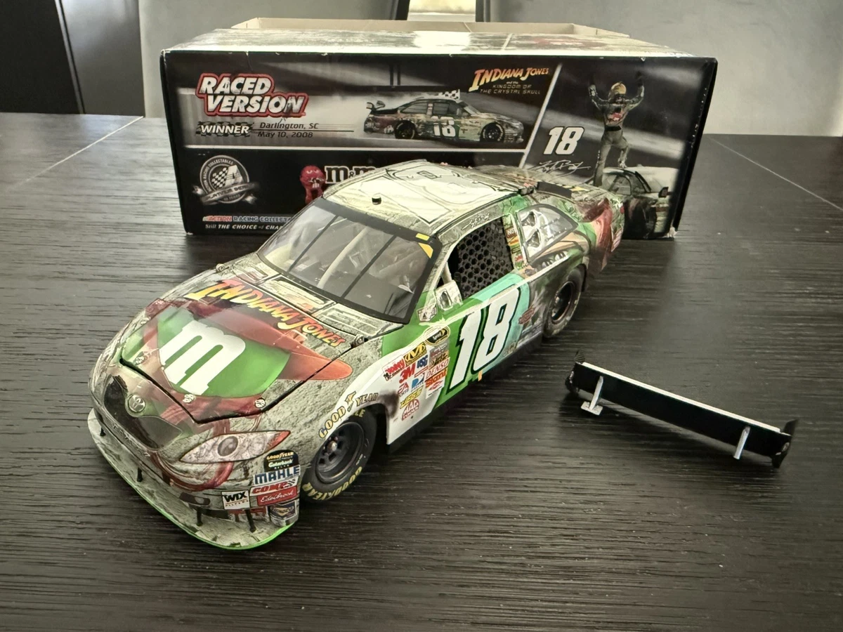 Preços baixos em Kyle Busch NASCAR Diecast Carros de Corrida 2008